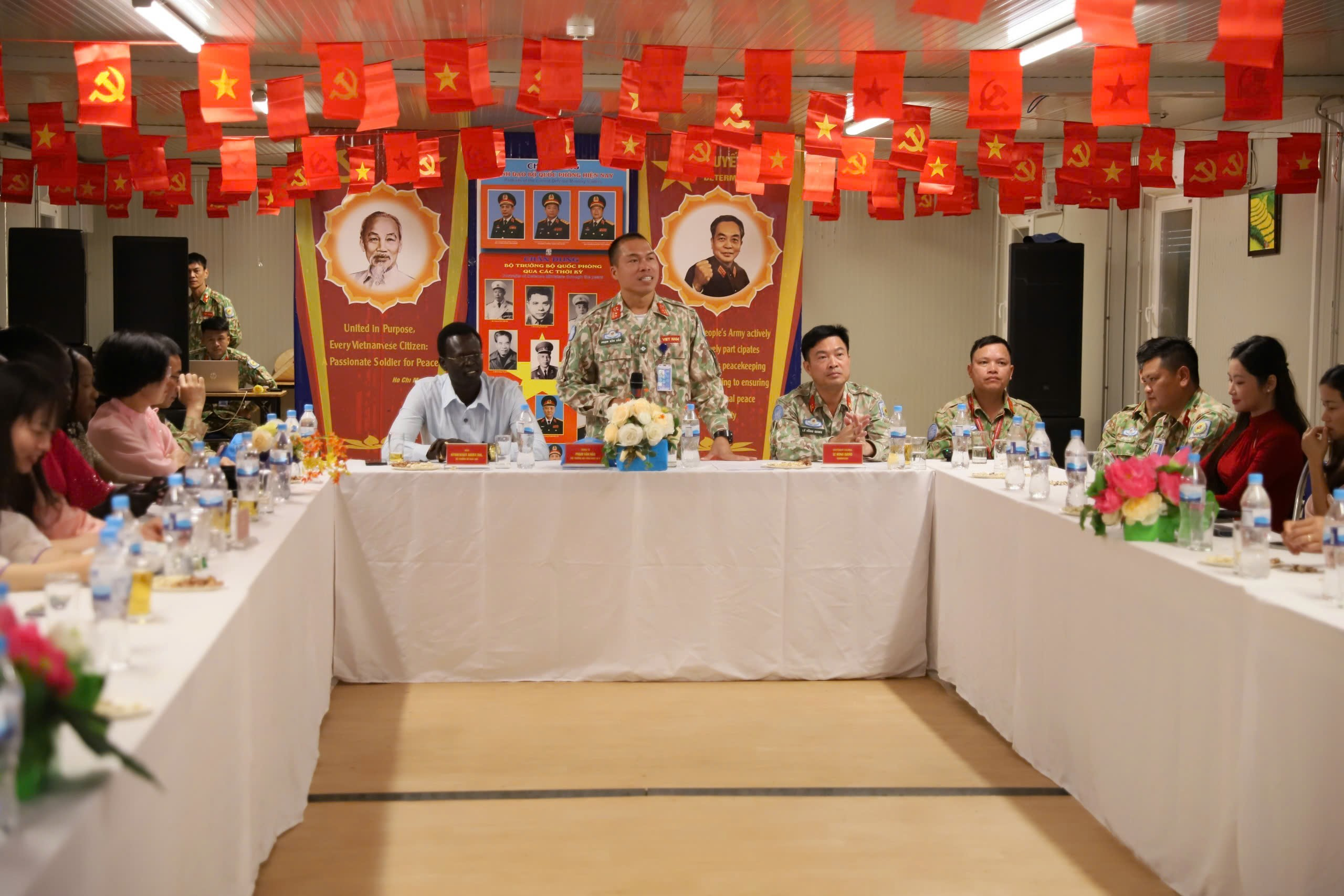 /UploadStore/admin/250307 DCB so 3 to chuc gap mat nhan ngay QTPN/04.png